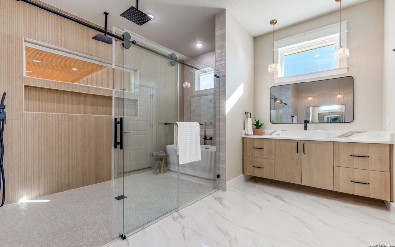 139 Sunset, La Vernia, TX 78121, 5 Bedrooms Bedrooms, ,5 BathroomsBathrooms,Residential,For Sale,139 Sunset,0,1942437