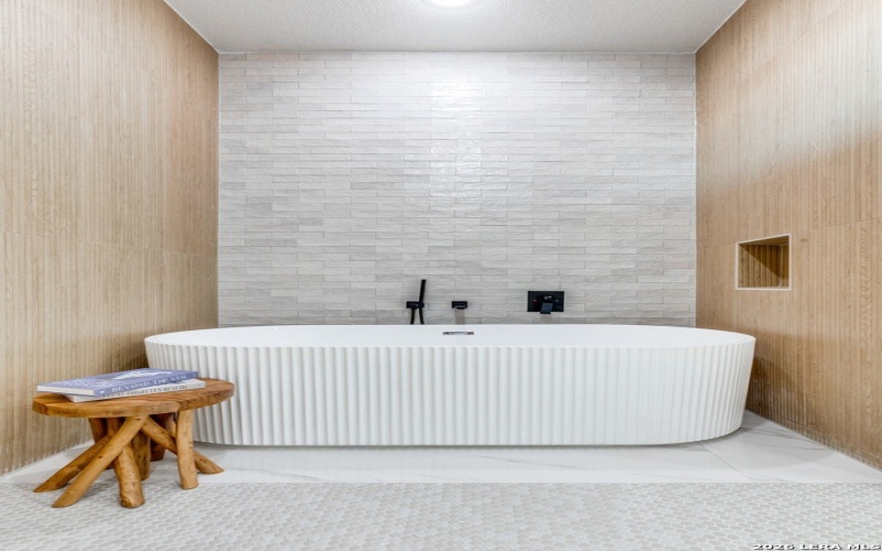 139 Sunset, La Vernia, TX 78121, 5 Bedrooms Bedrooms, ,5 BathroomsBathrooms,Residential,For Sale,139 Sunset,0,1942437