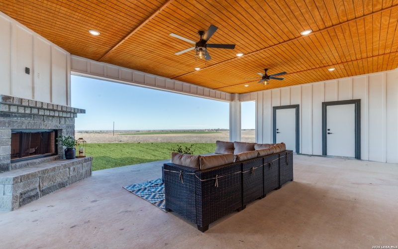 139 Sunset, La Vernia, TX 78121, 5 Bedrooms Bedrooms, ,5 BathroomsBathrooms,Residential,For Sale,139 Sunset,0,1942437