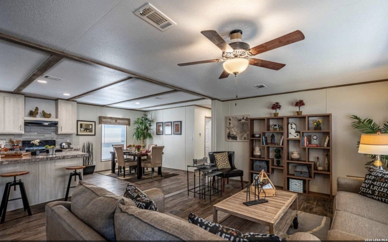 2853 FM 1333, San Antonio, TX 78065, 3 Bedrooms Bedrooms, ,2 BathroomsBathrooms,Residential,For Sale,2853 FM 1333,0,1945086