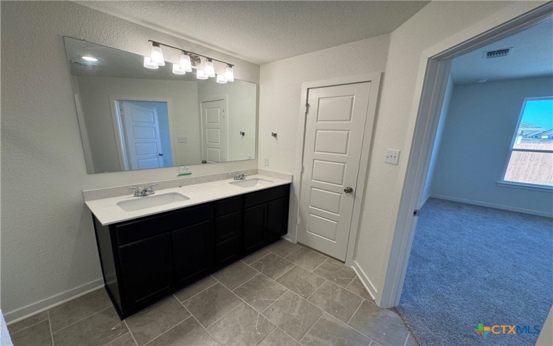 2108 Meridian Loop, Temple, TX 76504, 3 Bedrooms Bedrooms, ,2 BathroomsBathrooms,Residential,For Sale,2108 Meridian Loop,0,605909