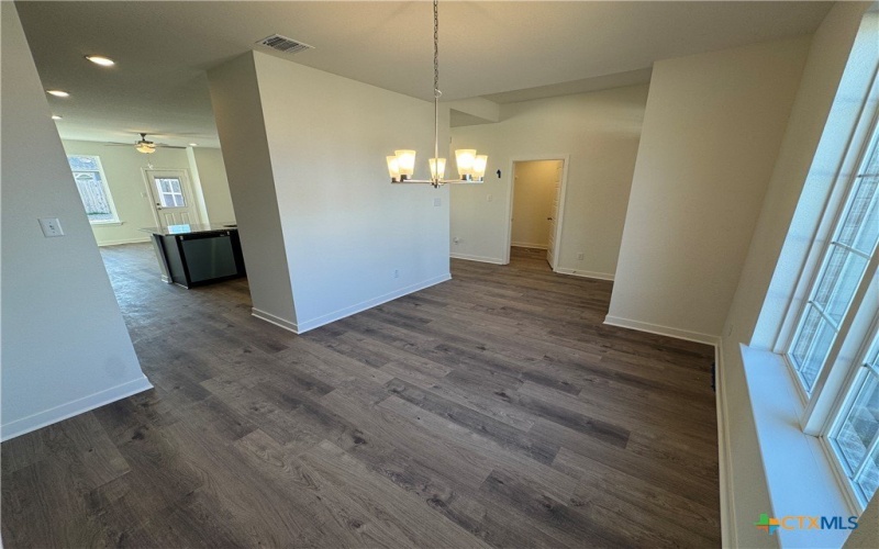 2108 Meridian Loop, Temple, TX 76504, 3 Bedrooms Bedrooms, ,2 BathroomsBathrooms,Residential,For Sale,2108 Meridian Loop,0,605909