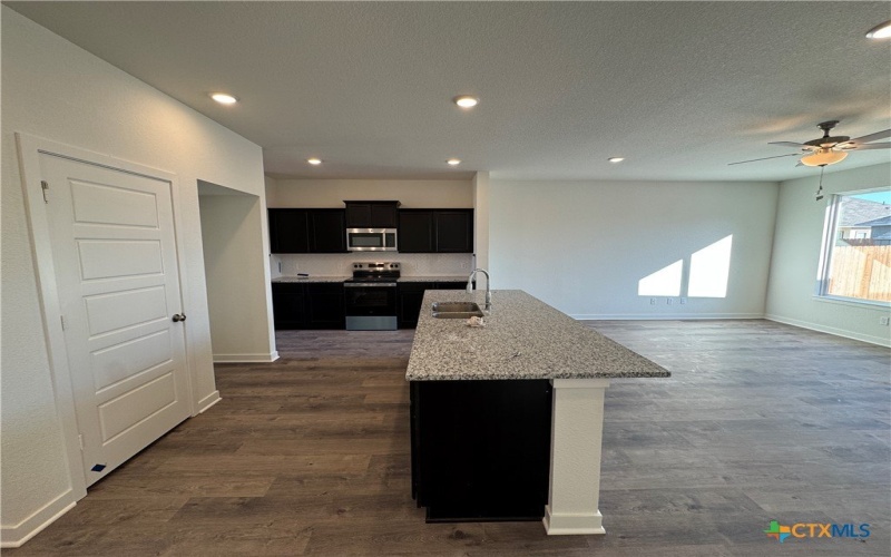 2108 Meridian Loop, Temple, TX 76504, 3 Bedrooms Bedrooms, ,2 BathroomsBathrooms,Residential,For Sale,2108 Meridian Loop,0,605909