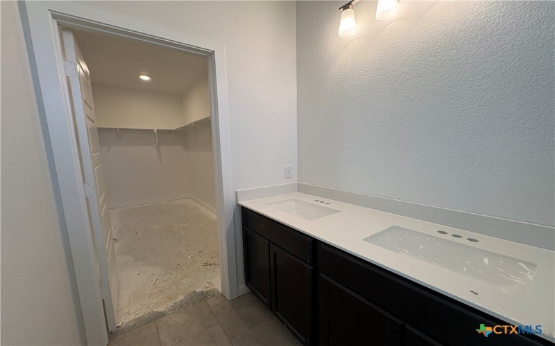 1418 Dowdy Drive, Belton, TX 76513, 3 Bedrooms Bedrooms, ,2 BathroomsBathrooms,Residential,For Sale,1418 Dowdy Drive,0,605939