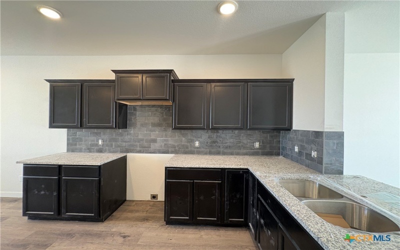 1418 Dowdy Drive, Belton, TX 76513, 3 Bedrooms Bedrooms, ,2 BathroomsBathrooms,Residential,For Sale,1418 Dowdy Drive,0,605939