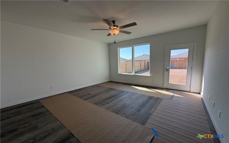 1418 Dowdy Drive, Belton, TX 76513, 3 Bedrooms Bedrooms, ,2 BathroomsBathrooms,Residential,For Sale,1418 Dowdy Drive,0,605939