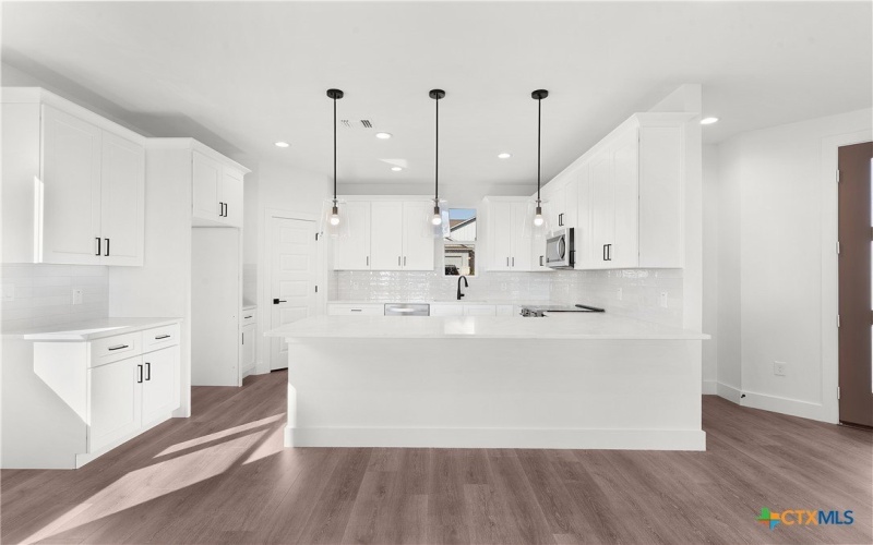 105 Carmen Cove, Burnet, TX 78611, 4 Bedrooms Bedrooms, ,3 BathroomsBathrooms,Residential,For Sale,105 Carmen Cove,0,605965