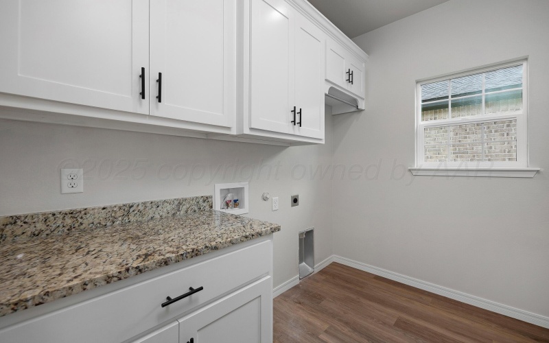 12571 LEONA Drive, Canyon, TX 79015, 4 Habitaciones Habitaciones , ,2 BañosBaños,Residential,En Venta,12571 LEONA Drive,0,26-1874