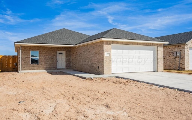 1119 Mesa, Hereford, TX 79045, 3 Bedrooms Bedrooms, ,2 BathroomsBathrooms,Residential,For Sale,1119 Mesa,0,26-1880