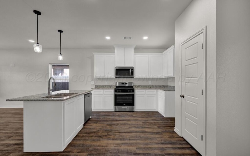 1119 Mesa, Hereford, TX 79045, 3 Bedrooms Bedrooms, ,2 BathroomsBathrooms,Residential,For Sale,1119 Mesa,0,26-1880