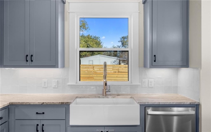 610 E Englewood Street, Franklin, TX 77856, 3 Bedrooms Bedrooms, ,2 BathroomsBathrooms,Residential,For Sale,610 E Englewood Street,0,26002573