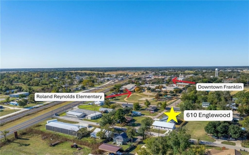 610 E Englewood Street, Franklin, TX 77856, 3 Bedrooms Bedrooms, ,2 BathroomsBathrooms,Residential,For Sale,610 E Englewood Street,0,26002573