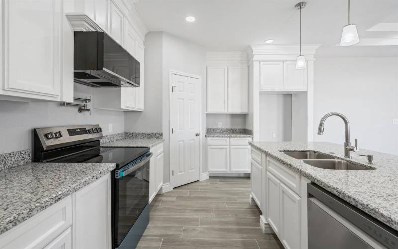 156 Kenwood, Del Rio, TX 78840, 4 Bedrooms Bedrooms, ,2 BathroomsBathrooms,Residential,For Sale,156 Kenwood,0,208236