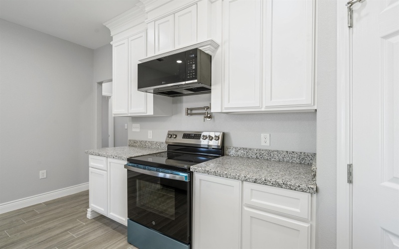 156 Kenwood, Del Rio, TX 78840, 4 Bedrooms Bedrooms, ,2 BathroomsBathrooms,Residential,For Sale,156 Kenwood,0,208236