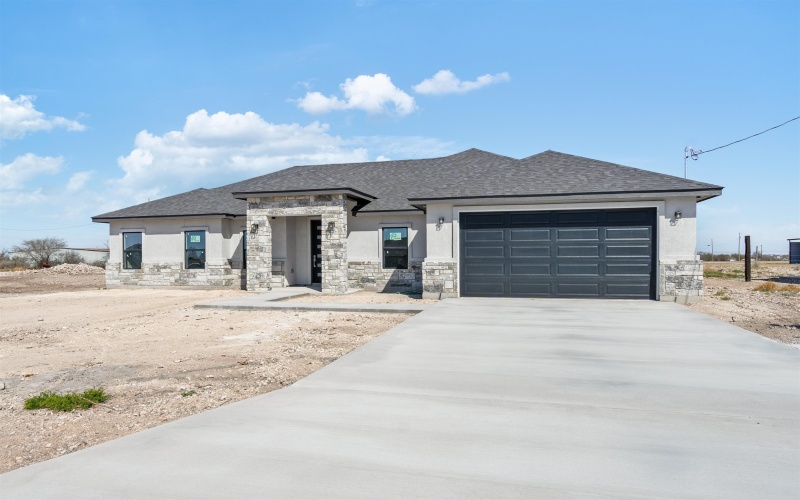 156 Kenwood, Del Rio, TX 78840, 4 Bedrooms Bedrooms, ,2 BathroomsBathrooms,Residential,For Sale,156 Kenwood,0,208236