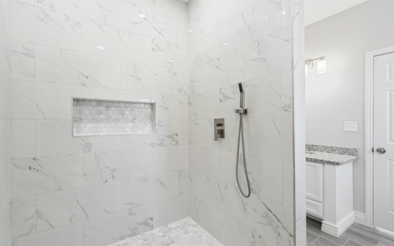 156 Kenwood, Del Rio, TX 78840, 4 Bedrooms Bedrooms, ,2 BathroomsBathrooms,Residential,For Sale,156 Kenwood,0,208236