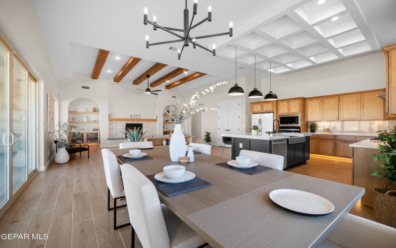 1910 Concho Court, El Paso, TX 79911, 4 Habitaciones Habitaciones , ,3 BañosBaños,Residential,En Venta,1910 Concho Court,0,939200