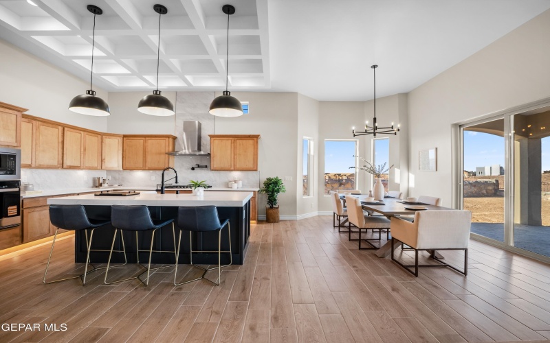 1910 Concho Court, El Paso, TX 79911, 4 Habitaciones Habitaciones , ,3 BañosBaños,Residential,En Venta,1910 Concho Court,0,939200