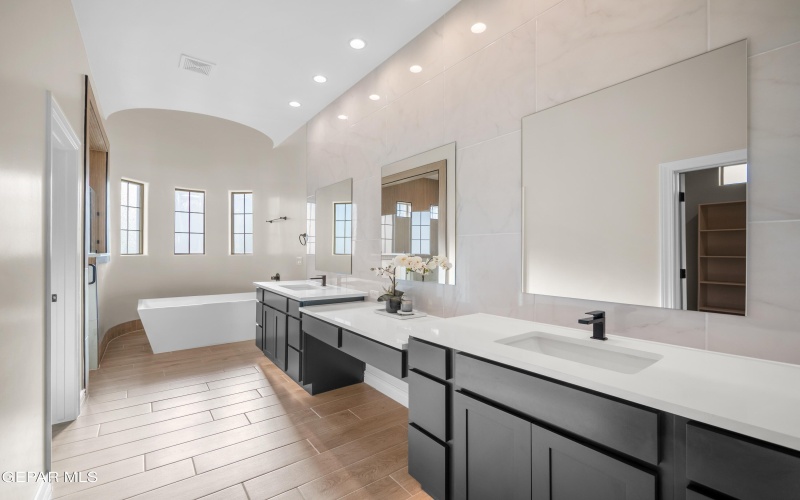 1910 Concho Court, El Paso, TX 79911, 4 Habitaciones Habitaciones , ,3 BañosBaños,Residential,En Venta,1910 Concho Court,0,939200