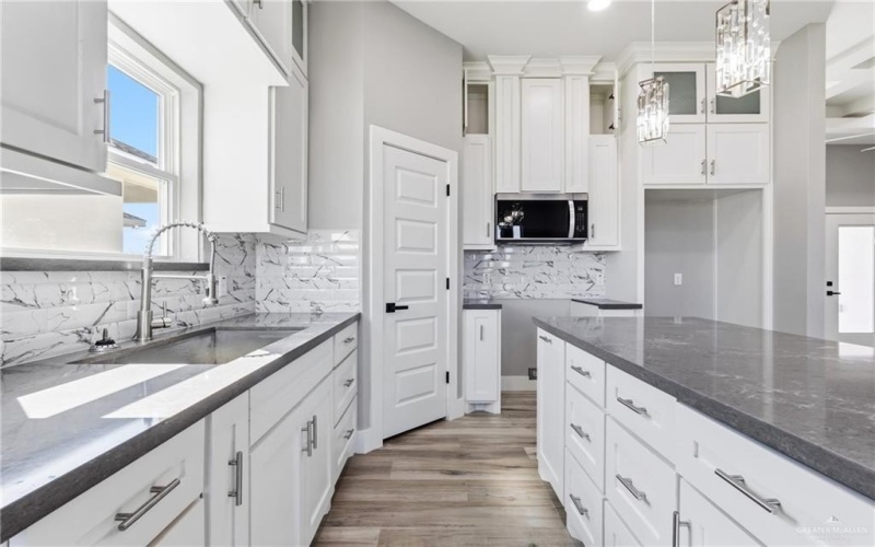 415 Serg Loop, Alamo, TX 78516, 3 Bedrooms Bedrooms, ,2 BathroomsBathrooms,Residential,For Sale,415 Serg Loop,0,496989