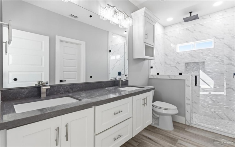 415 Serg Loop, Alamo, TX 78516, 3 Bedrooms Bedrooms, ,2 BathroomsBathrooms,Residential,For Sale,415 Serg Loop,0,496989