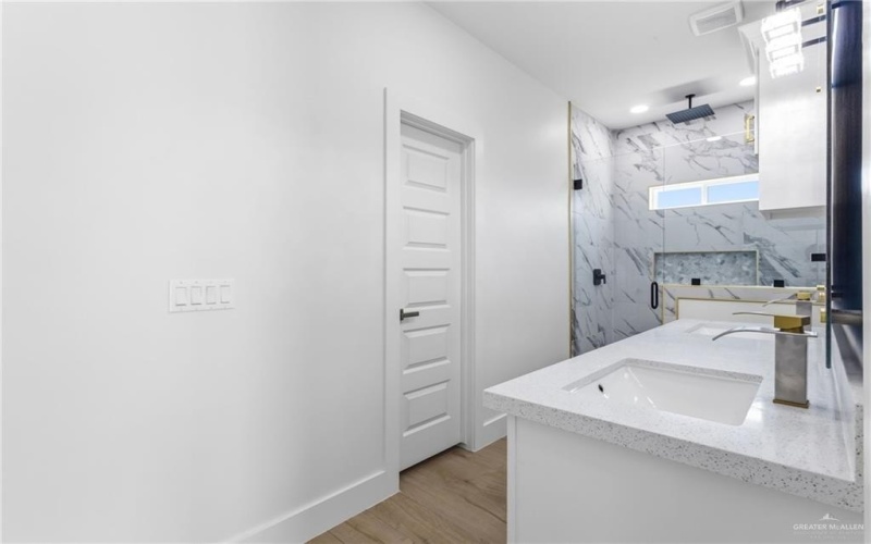 417 Serg Loop, Alamo, TX 78516, 3 Bedrooms Bedrooms, ,2 BathroomsBathrooms,Residential,For Sale,417 Serg Loop,0,496990