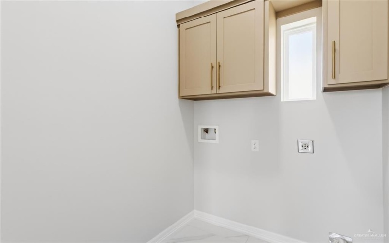 421 Serg Loop, Alamo, TX 78516, 3 Bedrooms Bedrooms, ,2 BathroomsBathrooms,Residential,For Sale,421 Serg Loop,0,496993