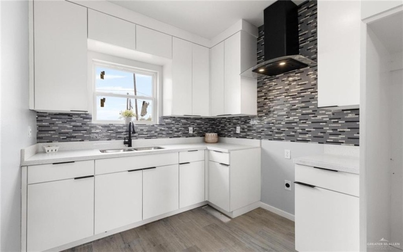 100 Yasmin Street, Weslaco, TX 78596, 3 Bedrooms Bedrooms, ,2 BathroomsBathrooms,Residential,For Sale,100 Yasmin Street,0,497090