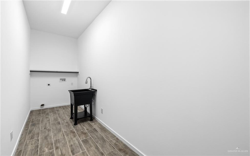 2908 Arboledas Drive, San Juan, TX 78589, 3 Bedrooms Bedrooms, ,2 BathroomsBathrooms,Residential,For Sale,2908 Arboledas Drive,0,497121