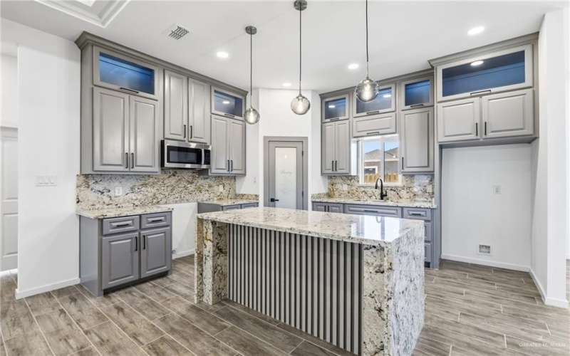 2908 Arboledas Drive, San Juan, TX 78589, 3 Bedrooms Bedrooms, ,2 BathroomsBathrooms,Residential,For Sale,2908 Arboledas Drive,0,497121