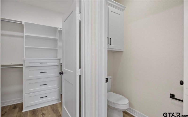 19395 Ridge Point Cir, Lindale, TX 75771, 4 Bedrooms Bedrooms, ,2 BathroomsBathrooms,Residential,For Sale,19395 Ridge Point Cir,0,26002928