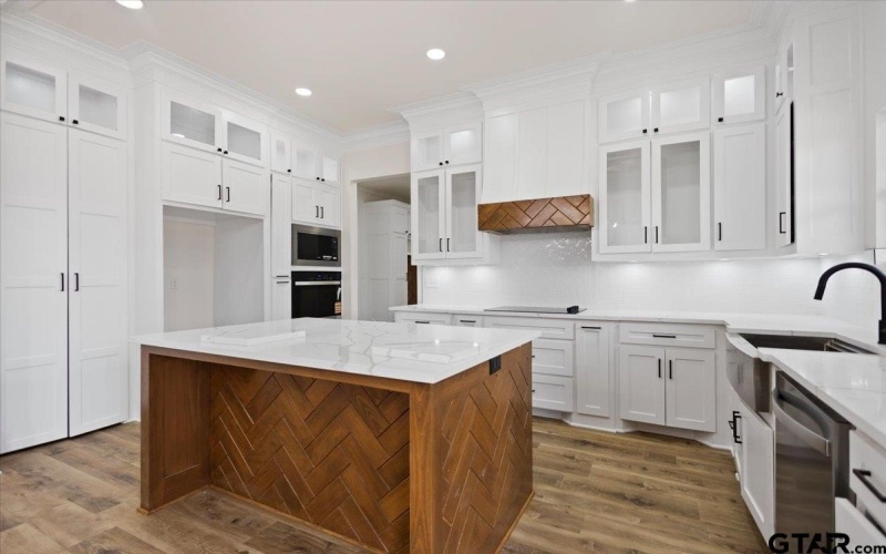 19395 Ridge Point Cir, Lindale, TX 75771, 4 Bedrooms Bedrooms, ,2 BathroomsBathrooms,Residential,For Sale,19395 Ridge Point Cir,0,26002928