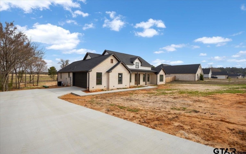 19395 Ridge Point Cir, Lindale, TX 75771, 4 Bedrooms Bedrooms, ,2 BathroomsBathrooms,Residential,For Sale,19395 Ridge Point Cir,0,26002928