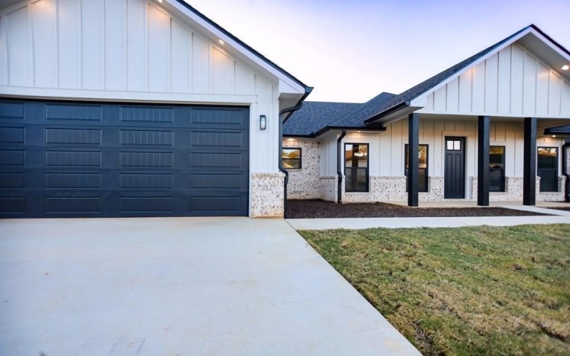 174 Rock Creek Drive, Nacogdoches, TX 75965, 3 Bedrooms Bedrooms, ,2 BathroomsBathrooms,Residential,For Sale,174 Rock Creek Drive,0,22501918