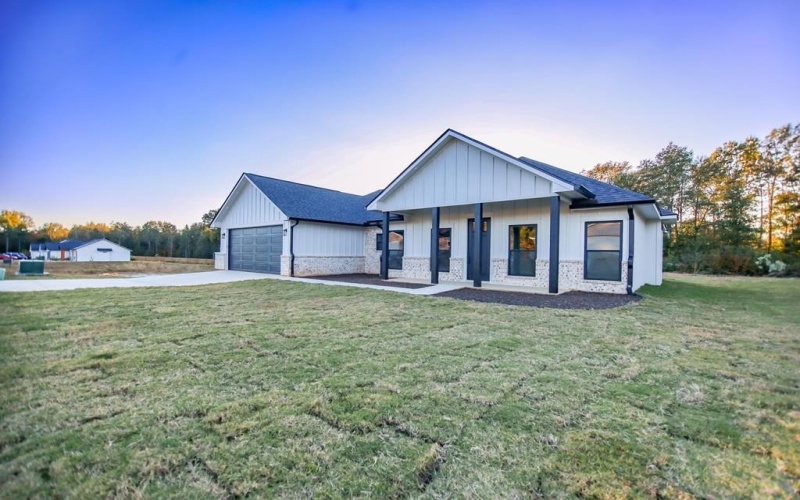 174 Rock Creek Drive, Nacogdoches, TX 75965, 3 Bedrooms Bedrooms, ,2 BathroomsBathrooms,Residential,For Sale,174 Rock Creek Drive,0,22501918