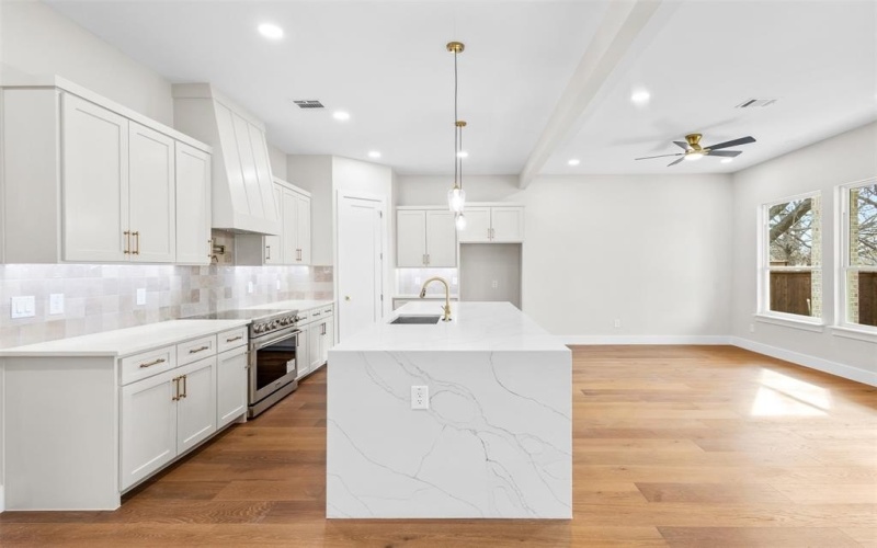 7133 Stone Villa Circle, North Richland Hills, TX 76182, 4 Habitaciones Habitaciones , ,3 BañosBaños,Residential,En Venta,7133 Stone Villa Circle,0,21158990