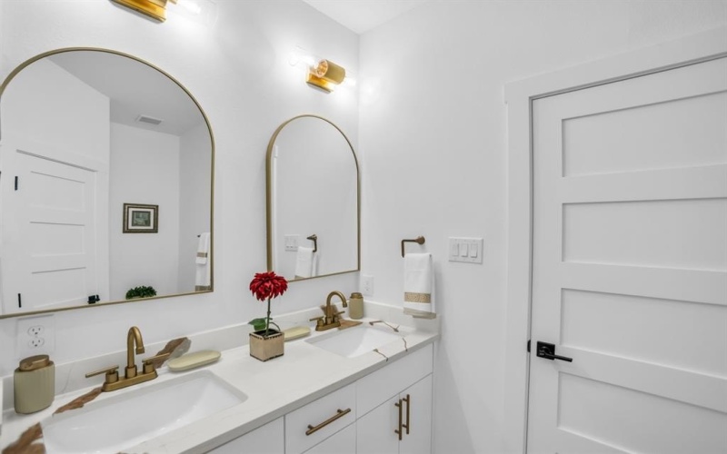 139 Forest Oaks Drive, Gun Barrel City, TX 75156, 3 Bedrooms Bedrooms, ,2 BathroomsBathrooms,Residential,For Sale,139 Forest Oaks Drive,0,21190791