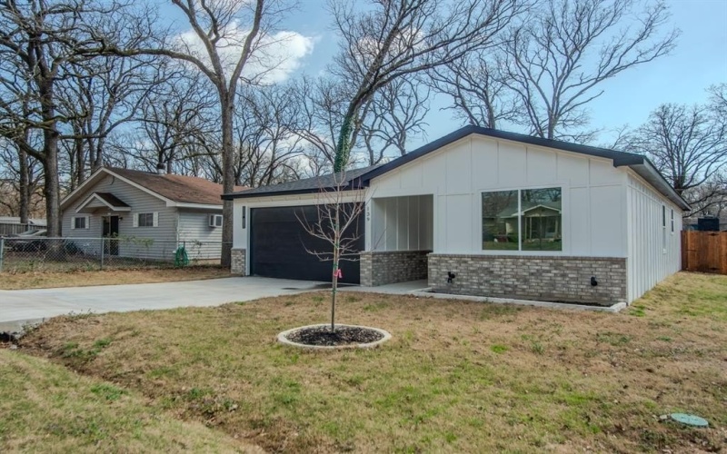 139 Forest Oaks Drive, Gun Barrel City, TX 75156, 3 Bedrooms Bedrooms, ,2 BathroomsBathrooms,Residential,For Sale,139 Forest Oaks Drive,0,21190791