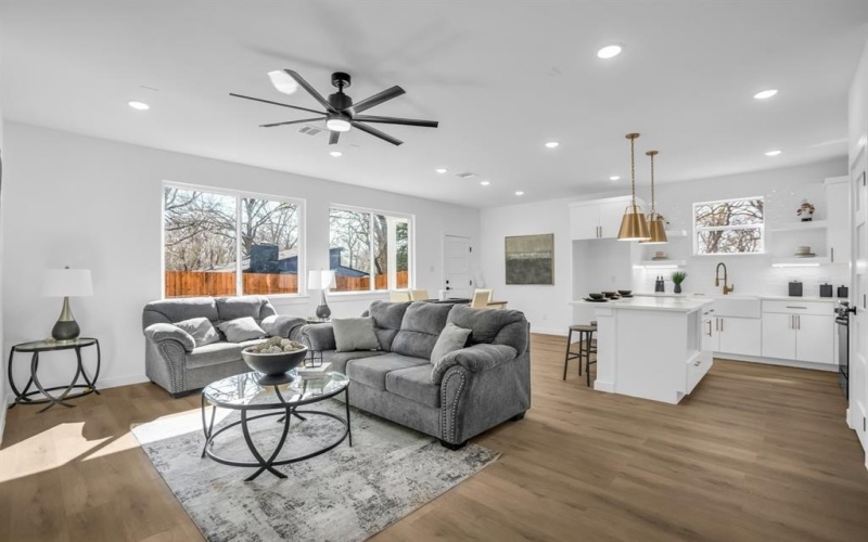 139 Forest Oaks Drive, Gun Barrel City, TX 75156, 3 Bedrooms Bedrooms, ,2 BathroomsBathrooms,Residential,For Sale,139 Forest Oaks Drive,0,21190791