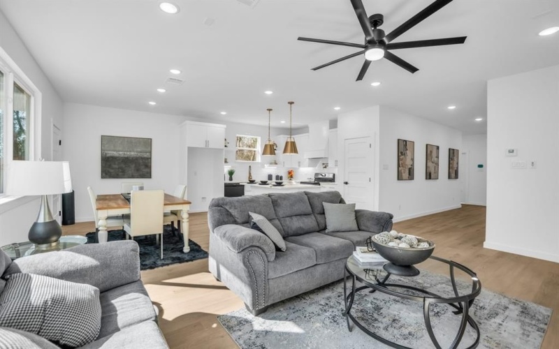 139 Forest Oaks Drive, Gun Barrel City, TX 75156, 3 Bedrooms Bedrooms, ,2 BathroomsBathrooms,Residential,For Sale,139 Forest Oaks Drive,0,21190791