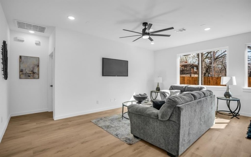 139 Forest Oaks Drive, Gun Barrel City, TX 75156, 3 Bedrooms Bedrooms, ,2 BathroomsBathrooms,Residential,For Sale,139 Forest Oaks Drive,0,21190791