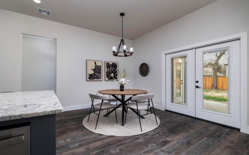 621 Oaklawn Drive, River Oaks, TX 76114, 4 Habitaciones Habitaciones , ,3 BañosBaños,Residential,En Venta,621 Oaklawn Drive,0,21192643