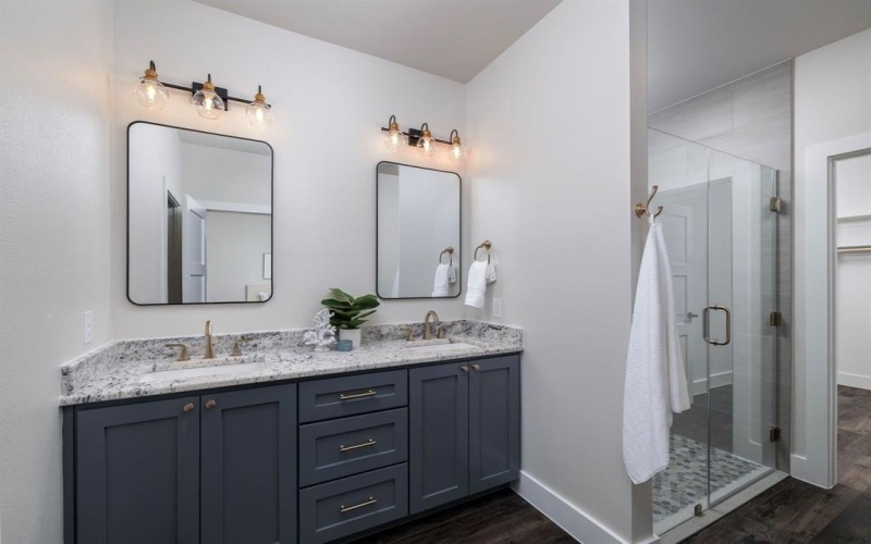 621 Oaklawn Drive, River Oaks, TX 76114, 4 Habitaciones Habitaciones , ,3 BañosBaños,Residential,En Venta,621 Oaklawn Drive,0,21192643