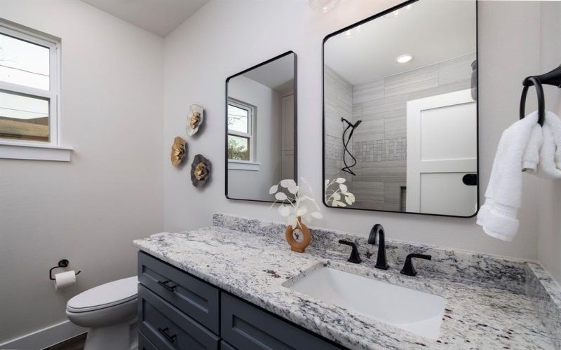 621 Oaklawn Drive, River Oaks, TX 76114, 4 Habitaciones Habitaciones , ,3 BañosBaños,Residential,En Venta,621 Oaklawn Drive,0,21192643