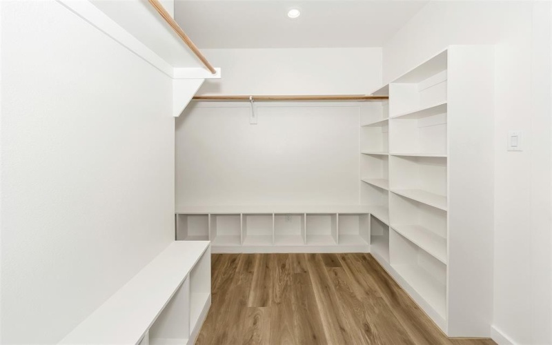 2901 W Washington Street, Denison, TX 75020, 4 Bedrooms Bedrooms, ,3 BathroomsBathrooms,Residential,For Sale,2901 W Washington Street,0,21194917