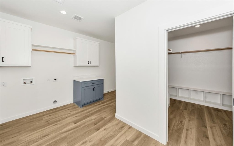 2901 W Washington Street, Denison, TX 75020, 4 Bedrooms Bedrooms, ,3 BathroomsBathrooms,Residential,For Sale,2901 W Washington Street,0,21194917