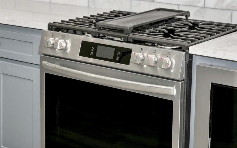 2901 W Washington Street, Denison, TX 75020, 4 Bedrooms Bedrooms, ,3 BathroomsBathrooms,Residential,For Sale,2901 W Washington Street,0,21194917