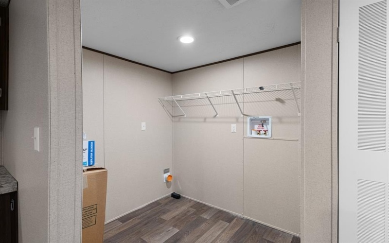 107 Valley Street, Bridgeport, TX 76426, 4 Habitaciones Habitaciones , ,2 BañosBaños,Residential,En Venta,107 Valley Street,0,21194967