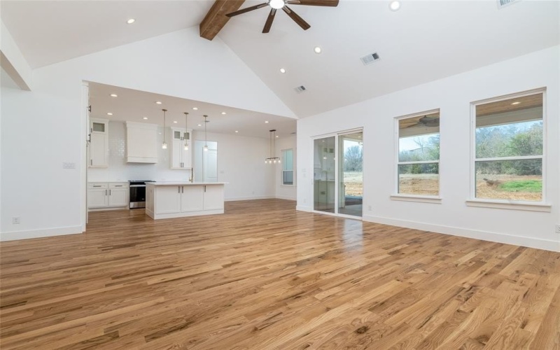 948 County Road 414, Cleburne, TX 76031, 4 Bedrooms Bedrooms, ,3 BathroomsBathrooms,Residential,For Sale,948 County Road 414,0,21195112