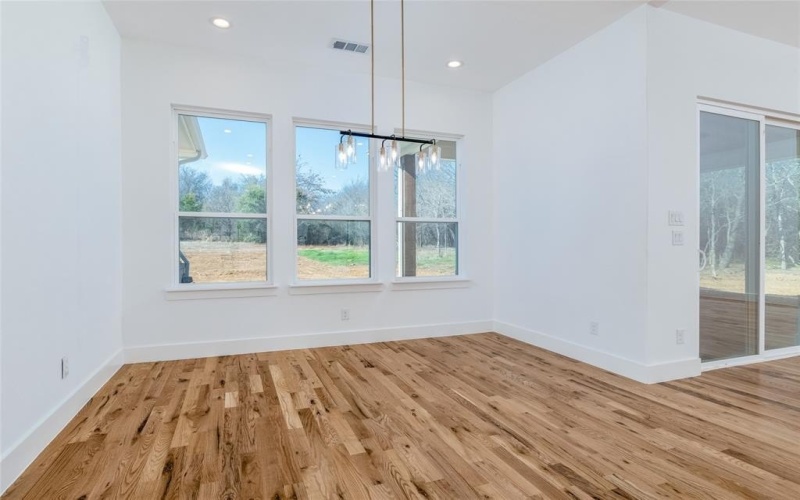 948 County Road 414, Cleburne, TX 76031, 4 Bedrooms Bedrooms, ,3 BathroomsBathrooms,Residential,For Sale,948 County Road 414,0,21195112